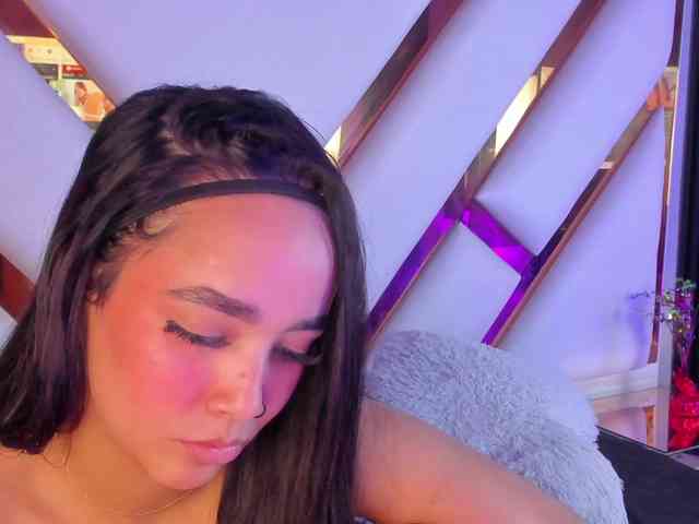 Gisell-Montoy webcam