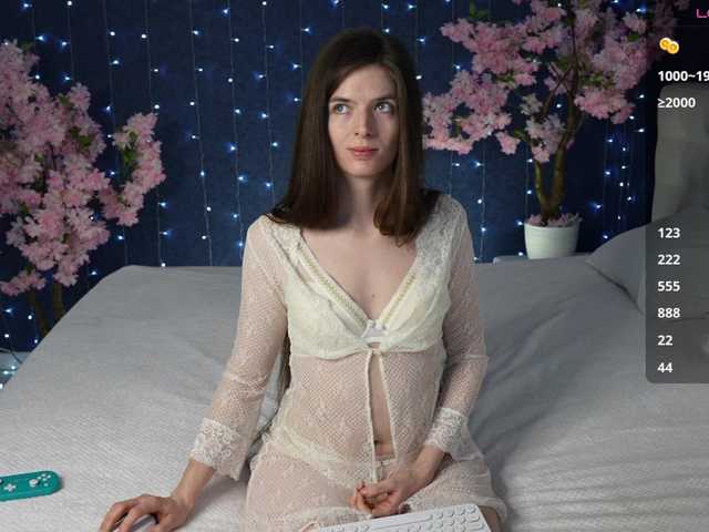 Mirror-Girl from BongaCams