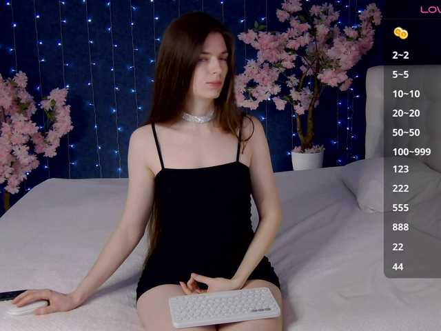 Mirror-Girl's BongaCams show and profile