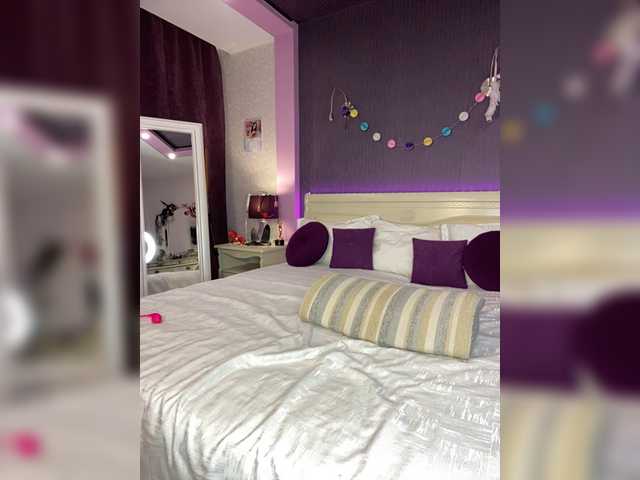 hungryforme's BongaCams show and profile