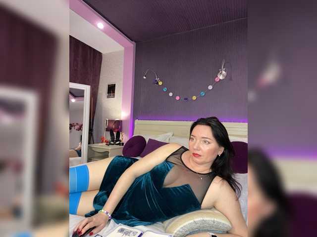 hungryforme's BongaCams show and profile