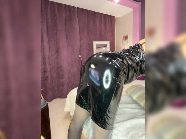 hungryforme's BongaCams show and profile