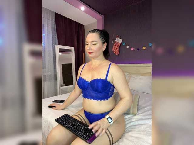 hungryforme's BongaCams show and profile