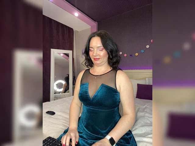 hungryforme's BongaCams show and profile