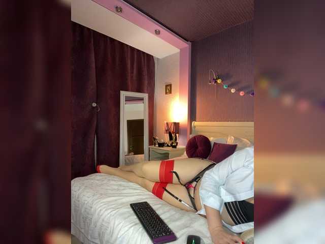 hungryforme Live Webcam on BongaCams