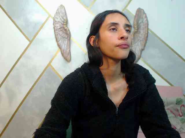 Roxana_ webcam
