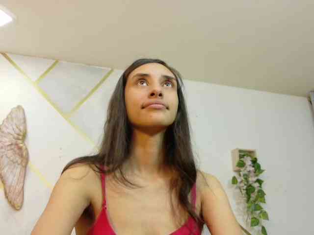 Roxana_ webcam