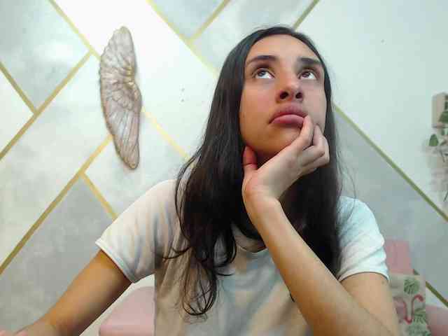 Roxana_ webcam