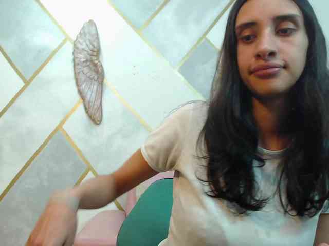 Roxana_ webcam
