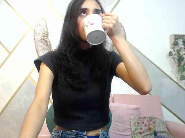 Roxana_ webcam