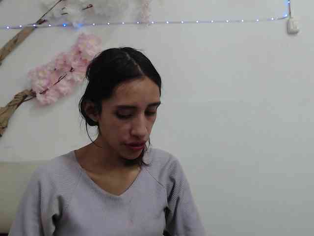 Roxana_ webcam