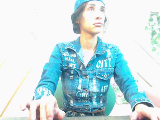 Roxana_ webcam