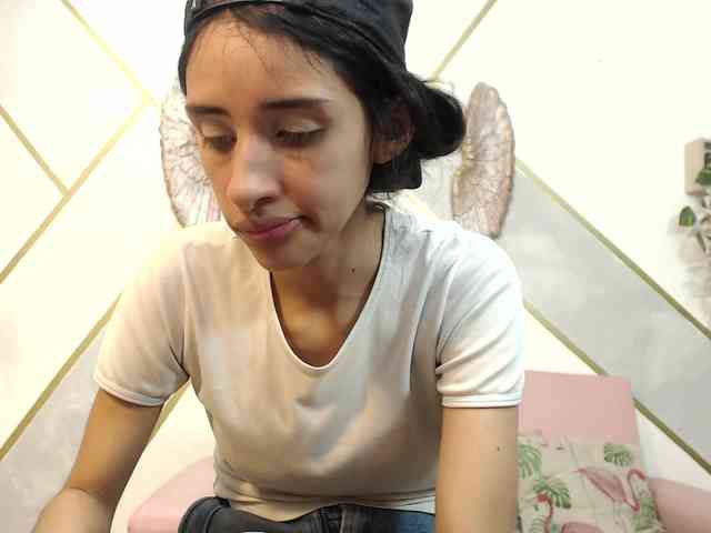 Roxana_ webcam