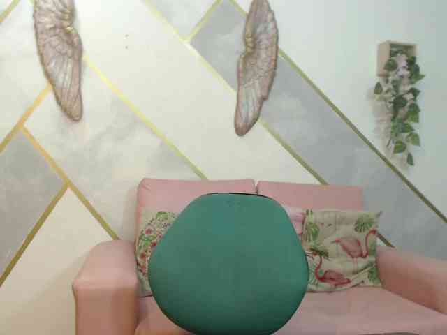 Roxana_ webcam
