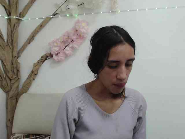 Roxana_ webcam