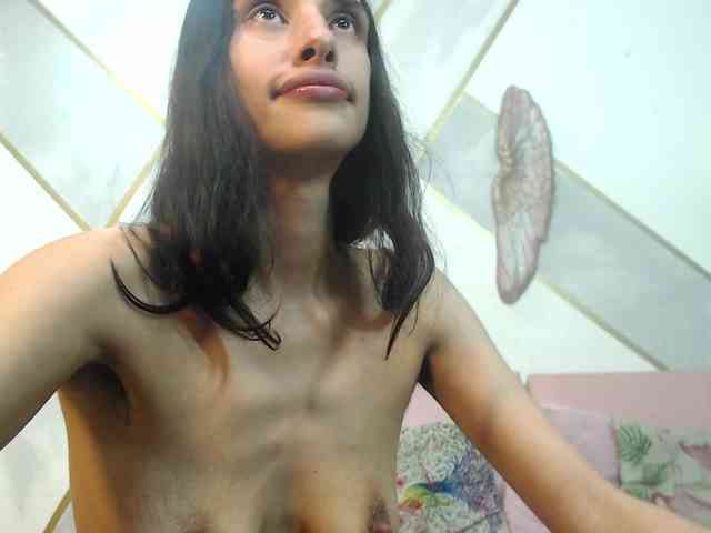 Roxana_ webcam