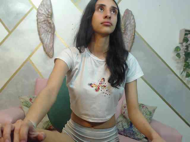 Roxana_ webcam