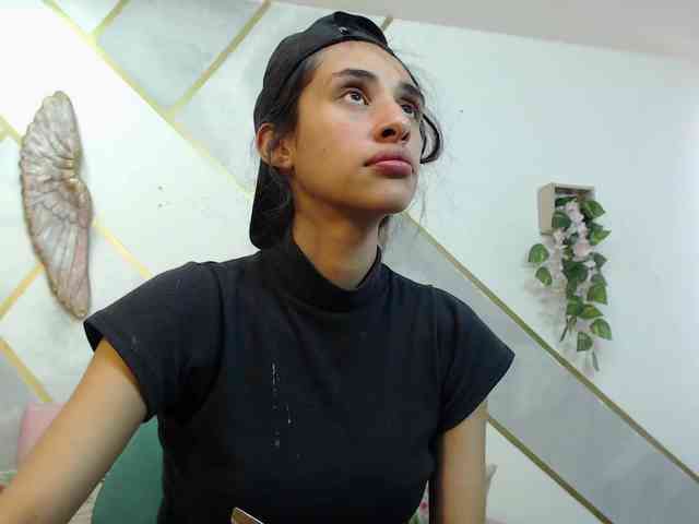 Roxana_ webcam