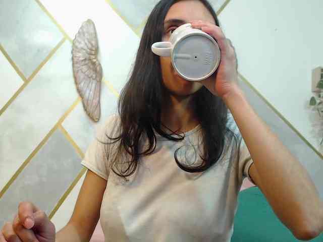 Roxana_ webcam