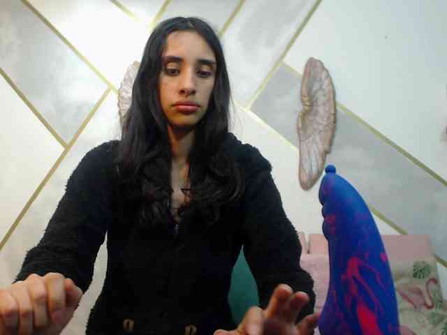 Roxana_ webcam