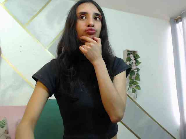 Roxana_ webcam