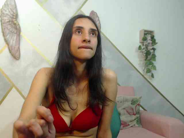 Roxana_ webcam