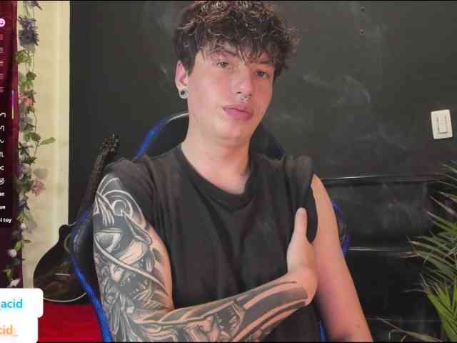 Green-Acid Live Webcam on {site_name}