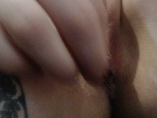 GLAMYR252's BongaCams show and profile