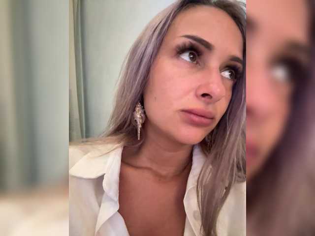 KiraWhite from BongaCams is Freechat