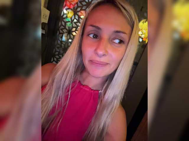 модель KiraWhite