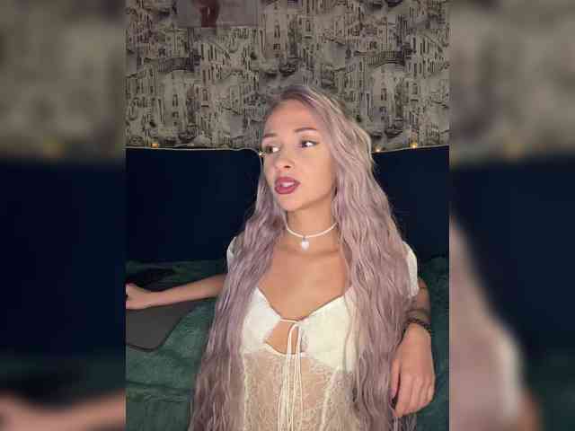 KiraWhite