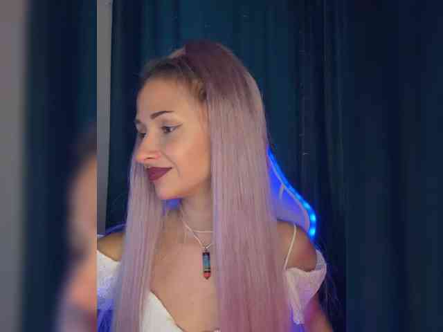 amateur nude live KiraWhite