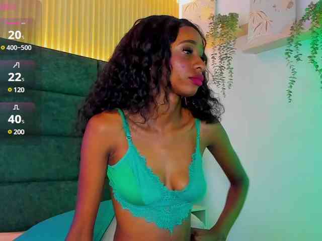 private live web cam AntonellaHot1