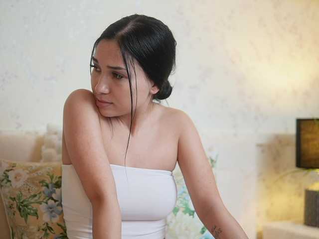 AmyKaiya's BongaCams show and profile