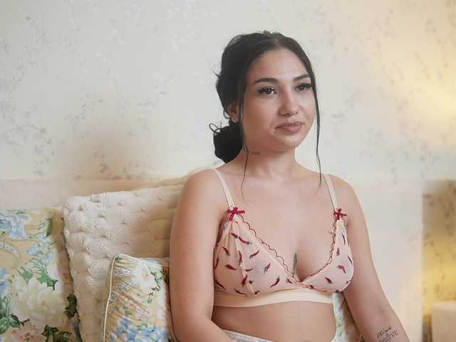 AmyKaiya's BongaCams show and profile