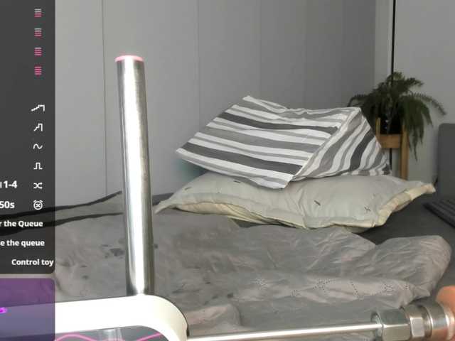 TanishaEvanss's BongaCams show and profile