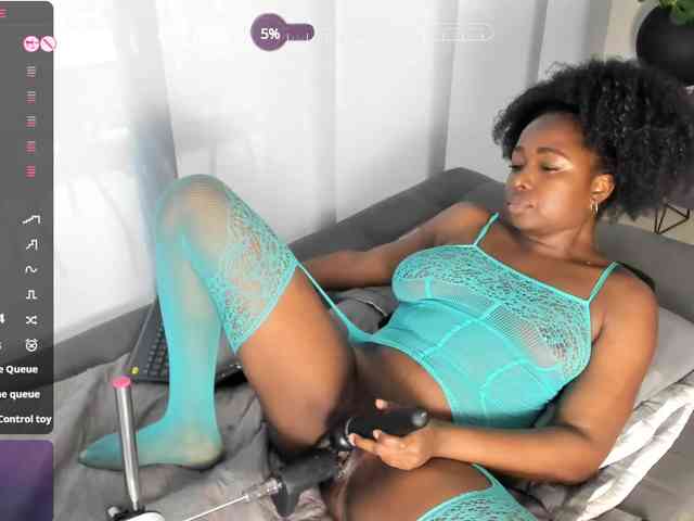 TanishaEvanss webcam