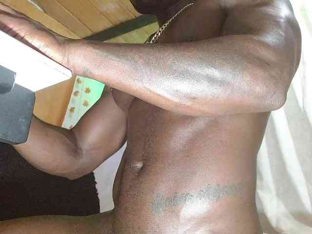 Eddybonbom1 Eddybonbom1