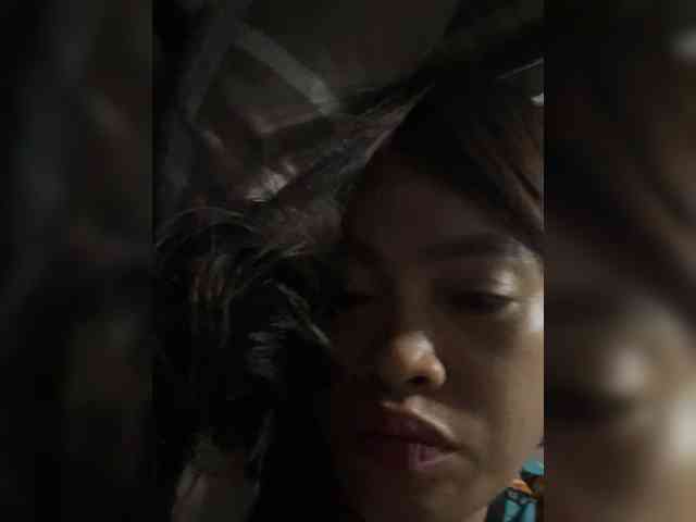 Chix1990 webcam