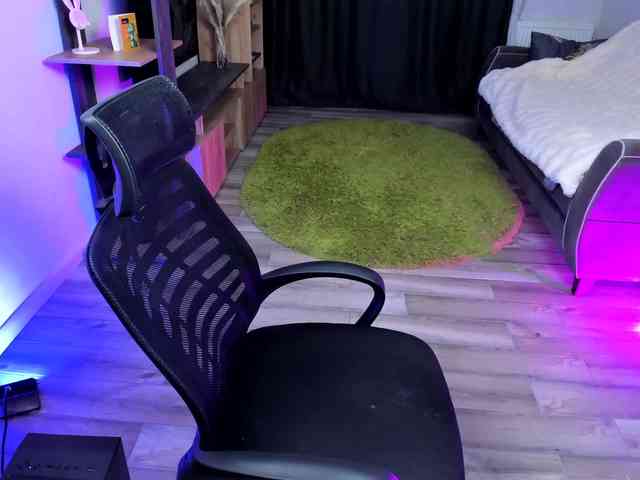 StrippingLady webcam