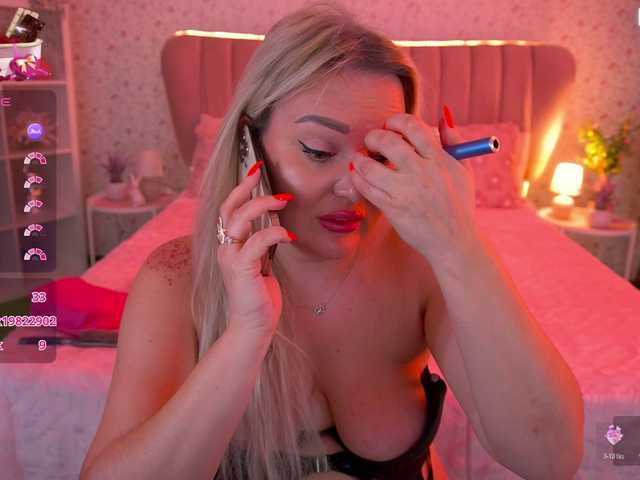 AmelyLoveme's BongaCams show and profile