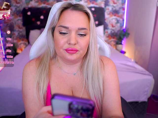 AmelyLoveme's BongaCams show and profile