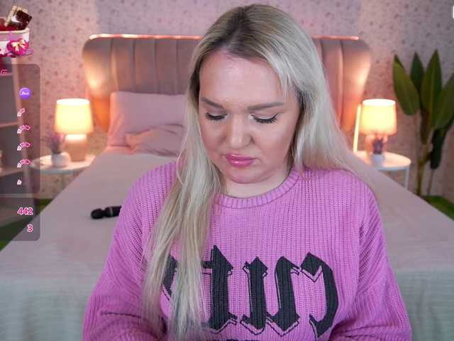 AmelyLoveme's BongaCams show and profile