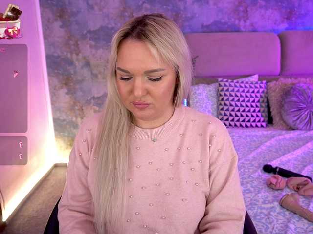 AmelyLoveme's BongaCams show and profile