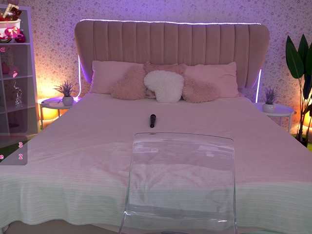 AmelyLoveme's BongaCams show and profile