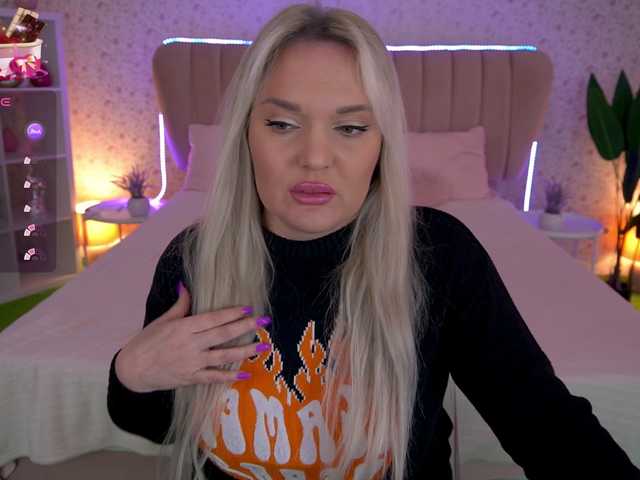 AmelyLoveme's BongaCams show and profile