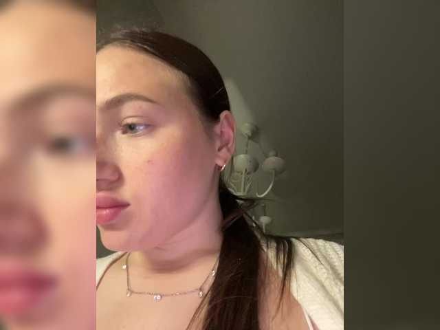 вебкам BoredGirl