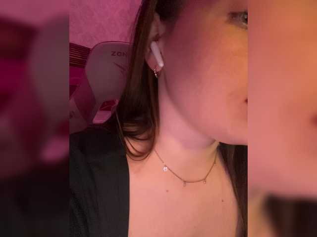 BoredGirl