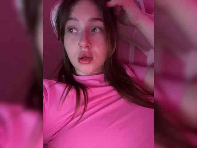 BoredGirl webcam