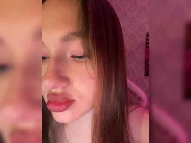 BoredGirl webcam